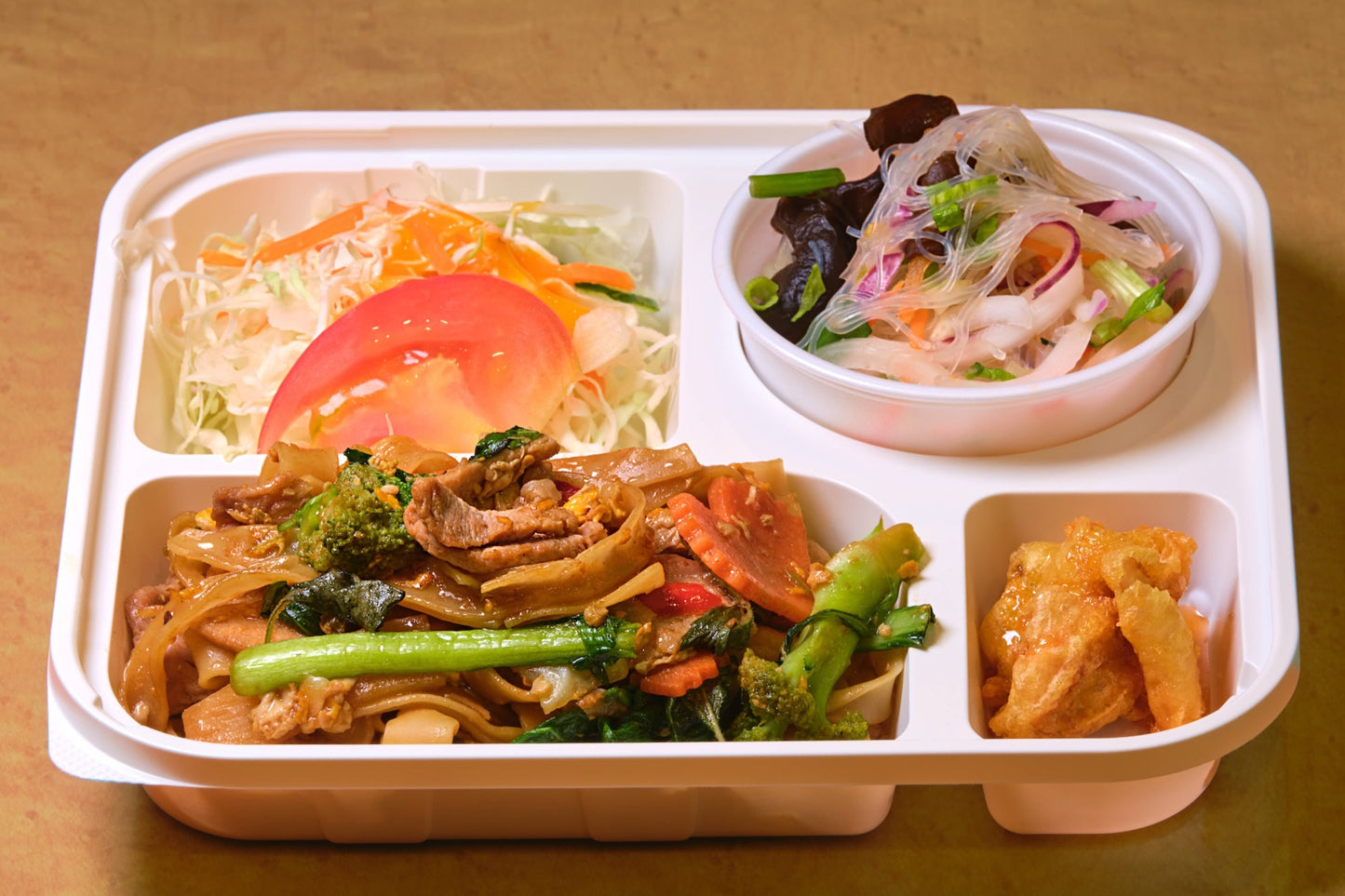 【TB2】パッキーマオセンヤイガイ弁当