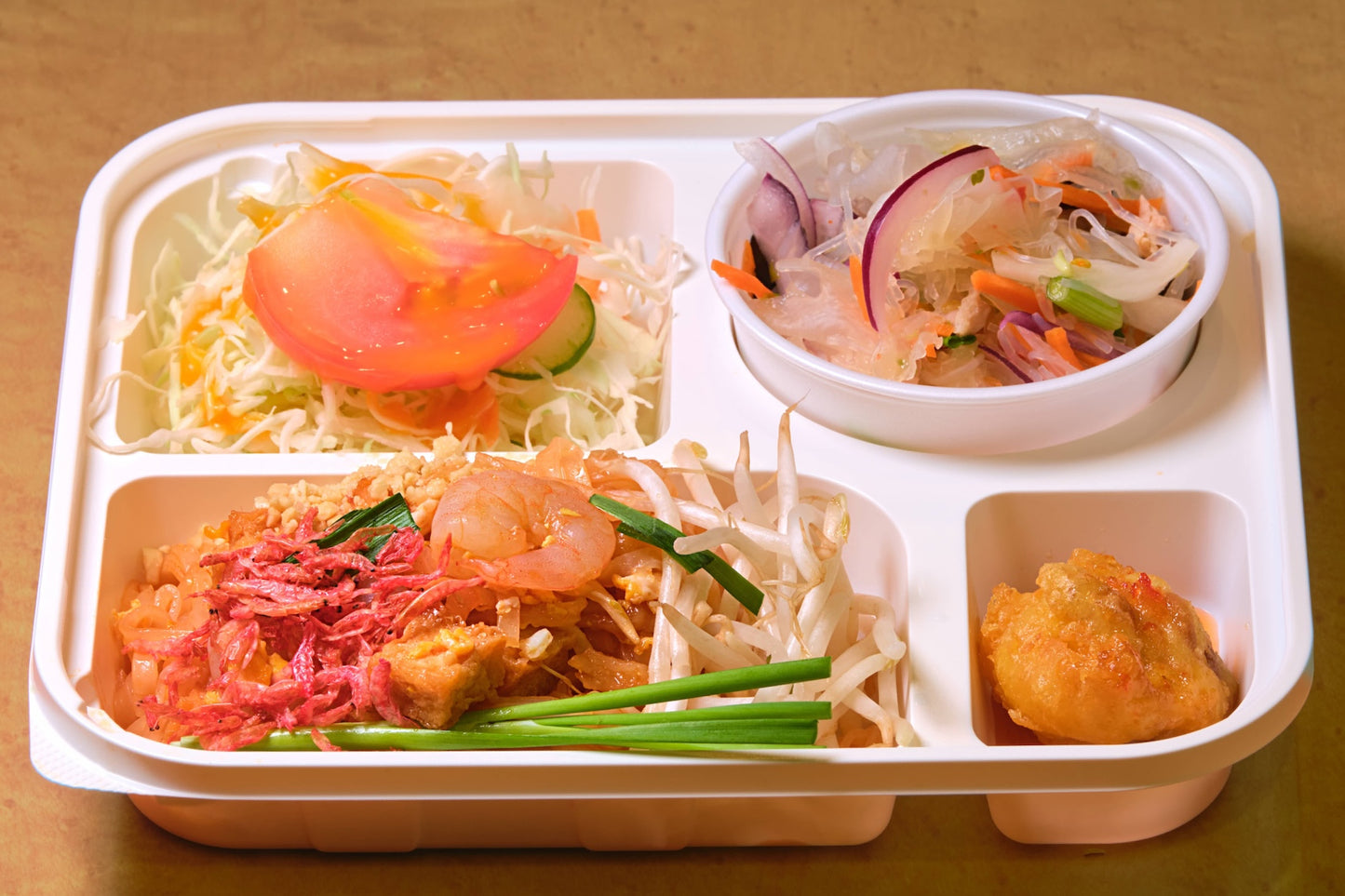 【TB1】パッタイ弁当