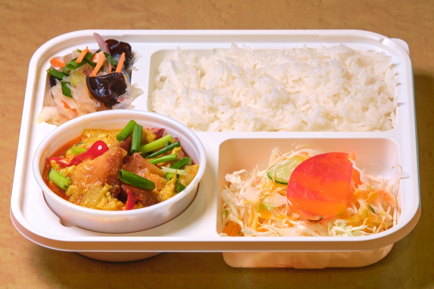 【TC4】ガイパッポンカリーラーカオ弁当